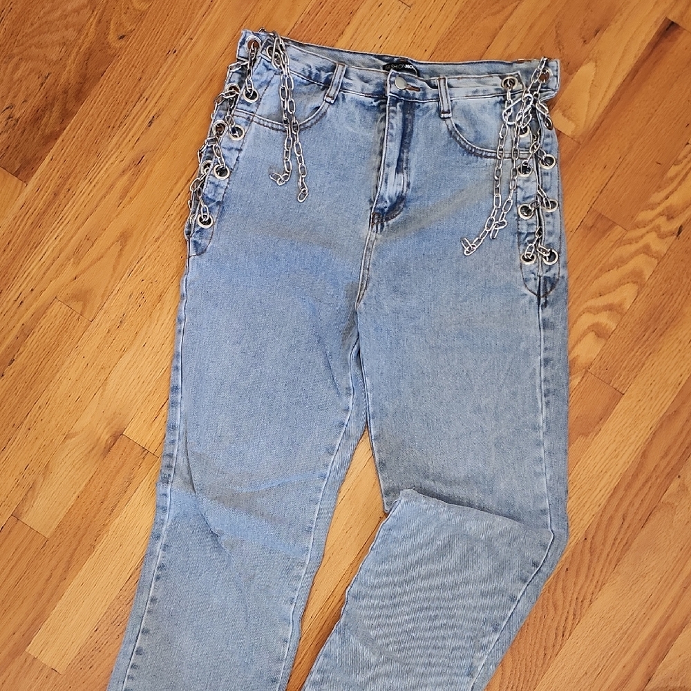 Fashion Nova Light Blue Chain-Detail High Rise Jeans